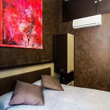 Charter Rome