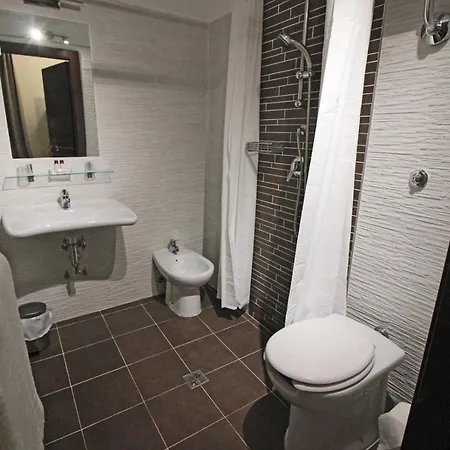 Hotel Charter